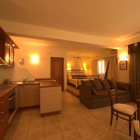 Summer Time - Tinos Apartments อจิออสซอสติส ภายนอก รูปภาพ