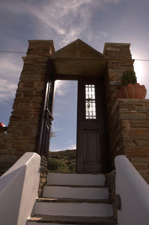 Summer Time - Tinos Apartments อจิออสซอสติส ภายนอก รูปภาพ