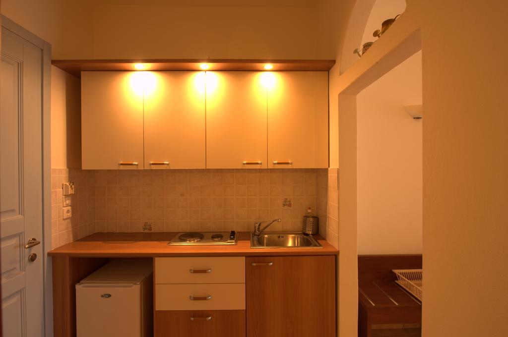Summer Time - Tinos Apartments อจิออสซอสติส ห้อง รูปภาพ