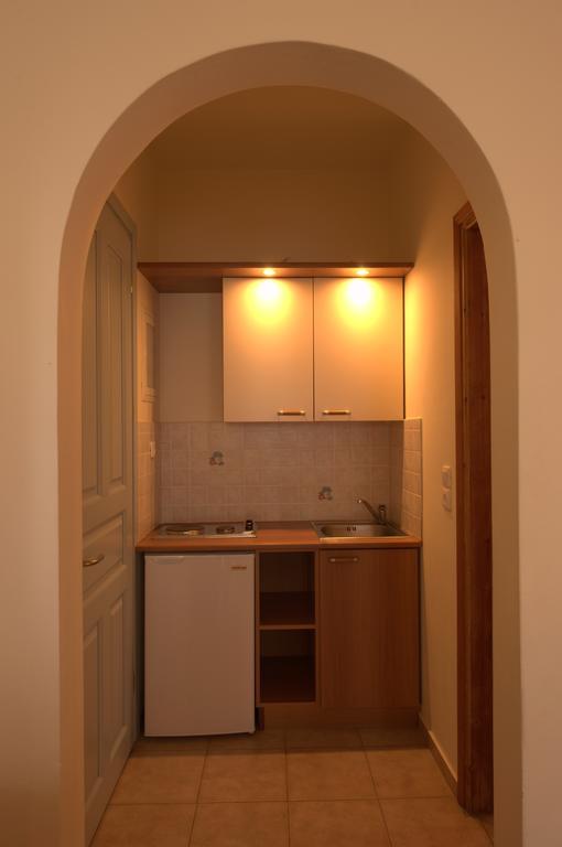 Summer Time - Tinos Apartments อจิออสซอสติส ภายนอก รูปภาพ